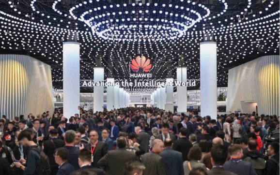 Huawei nâng tầm trí thông minh, đón đầu kỷ nguyên 5.5G tại MWC 2024