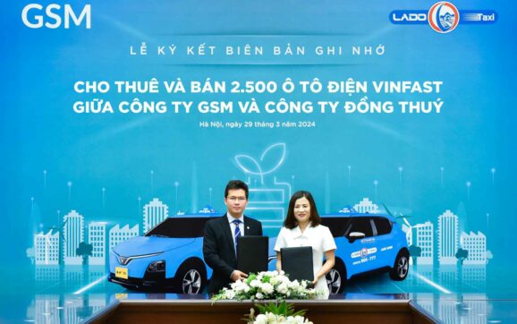 Lado ký thoả thuận mua và thuê 2.500 ô tô điện VinFast