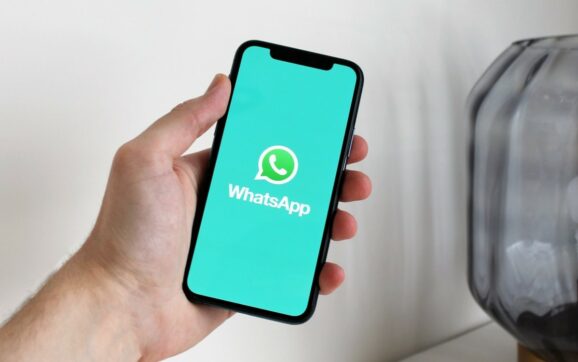 Apple xóa WhatsApp và Threads khỏi App Store ở Trung Quốc