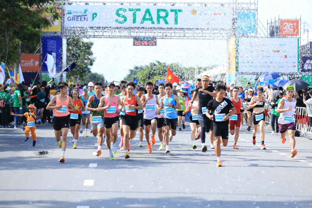 GreenUP Marathon: Long An Half Marathon 2024 với thông điệp bảo vệ môi trường