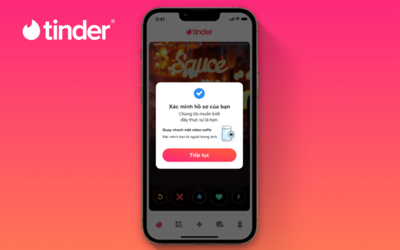 Bí quyết hẹn hò trực tuyến an toàn cuối năm, lời khuyên từ Tinder