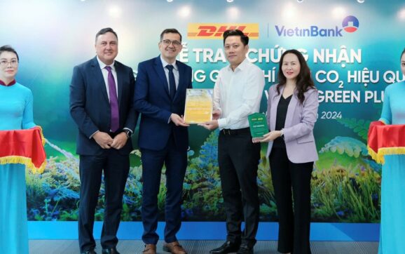 Dịch vụ GoGreen Plus của DHL giúp VietinBank giảm phát thải hơn 26 tấn CO2