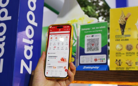 Zalopay Year End Fes 2024: Kết hợp thanh toán số và lễ hội sôi động tại phố đi bộ Nguyễn Huệ