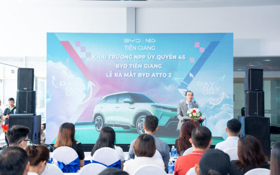 BYD khai trương showroom 4S lớn nhất miền Tây và ra mắt Atto 2
