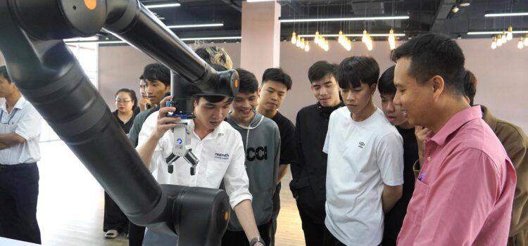 Bosch Rexroth và Trung tâm Đổi mới sáng tạo Công nghiệp 4.0 hợp tác phát triển nền tảng cho nhà máy thông minh