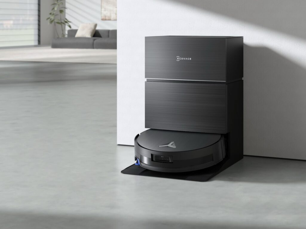 ECOVACS ra mắt DEEBOT X11, robot hút bụi và lau sàn cao cấp tại Việt Nam