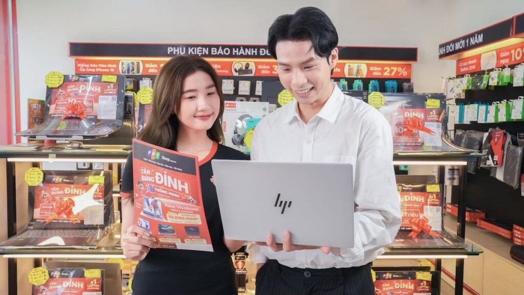 FPT Shop giảm đến 10% giá laptop, tặng SIM data và mở rộng bảo hành 3 năm