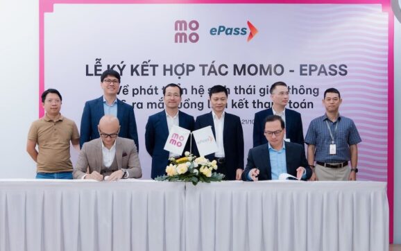 MoMo bắt tay ePass, thanh toán ETC và phát triển nền tảng giao thông số