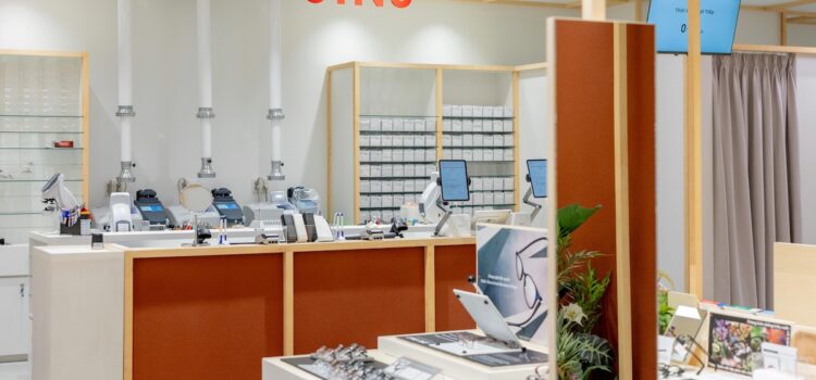 JINS khai trương chuỗi cửa hàng mắt kính đầu tiên tại Việt Nam trong tháng 11