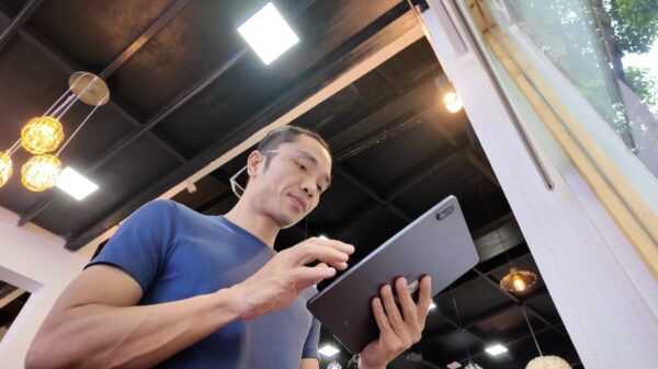 Review Huawei MatePad 11.5 (2025): “Laptop mini” dưới 10 triệu – mỏng nhẹ, hướng đến hiệu quả công việc