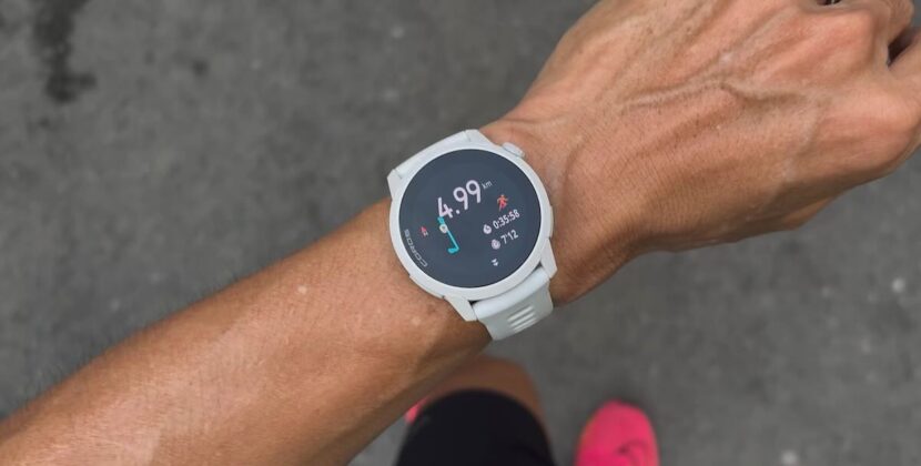 Review Coros Pace 4: Nhẹ, tối giản và rất “đã” cho người chạy bộ