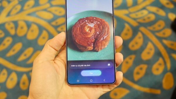 Galaxy S25 series ra mắt, có tính năng chống nhìn trộm màn hình
