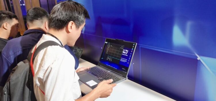 Laptop dùng chip Intel Core Ultra Series 3 chính thức bán tại Việt Nam