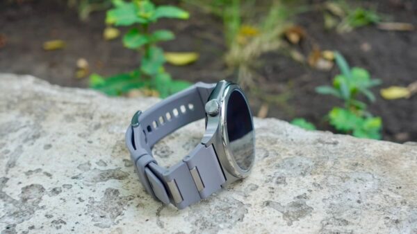 Review nhanh OPPO Watch X3: thiết kế “quiet luxury”, nhiều tính năng thể thao và sức khỏe đáng chú ý