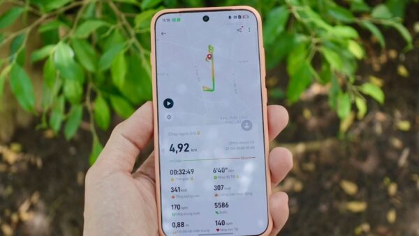Review nhanh OPPO Watch X3: thiết kế “quiet luxury”, nhiều tính năng thể thao và sức khỏe đáng chú ý