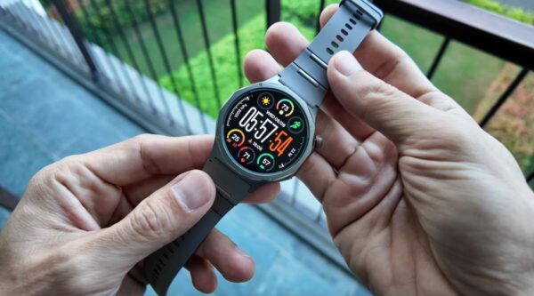 Review nhanh OPPO Watch X3: thiết kế “quiet luxury”, nhiều tính năng thể thao và sức khỏe đáng chú ý