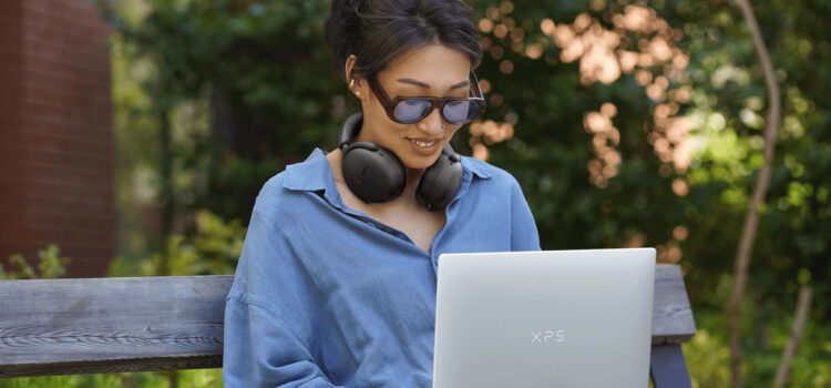 Dell trình làng XPS 13 mỏng nhẹ nhất lịch sử, hỗ trợ Wi-Fi 7 và RAM 32 GB