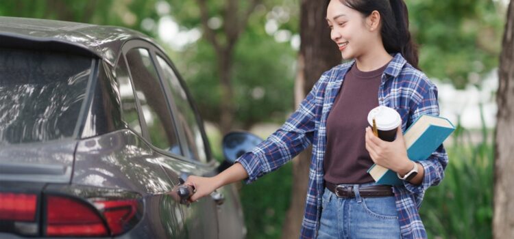 Grab bổ sung trợ lý AI đi chợ và loạt dịch vụ mới dành cho gia đình Việt