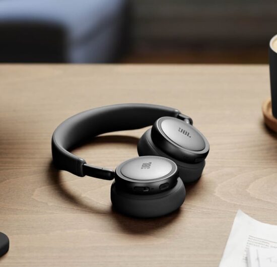 JBL Live 780NC và Live 680NC: nâng cấp chống ồn thông minh và cá nhân hóa trải nghiệm nghe