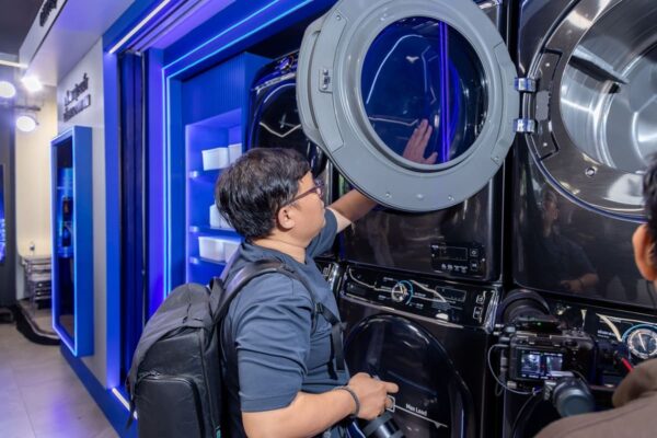 giặt sấy Samsung