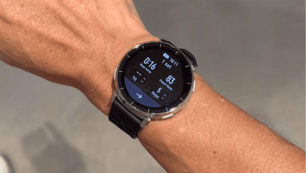 Garmin 165, Amazfit Active 3 Premium hay Coros Pace 4