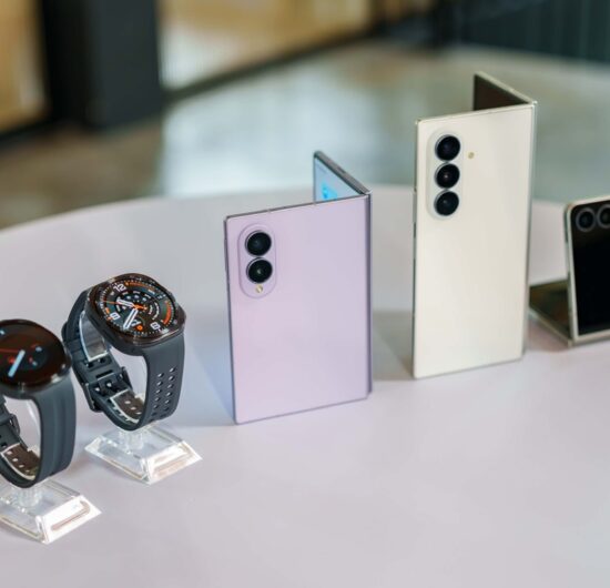 Samsung Galaxy Watch Ultra2 và Galaxy Watch9: AI theo dõi sức khỏe chuyên sâu, pin lớn nhất từ trước đến nay