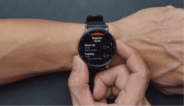 Garmin 165, Amazfit Active 3 Premium hay Coros Pace 4