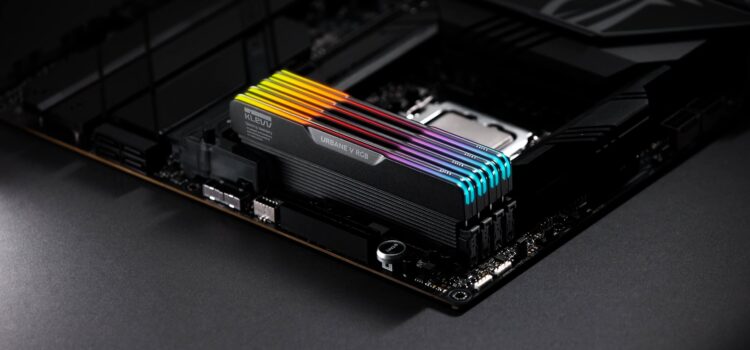 KLEVV ra mắt bộ nhớ DDR5 CRAS V RGB và URBANE V RGB, tốc độ lên đến 8400 MT/s