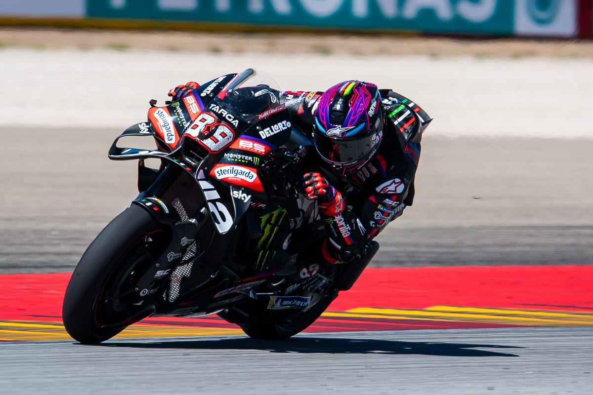 Aprilia tiếp tục giữ ngôi đầu MotoGP