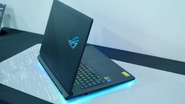 ROG Strix SCAR 18