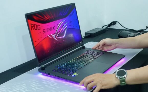 ASUS ROG Strix SCAR 18 2026: Laptop gaming 4K 240Hz, RTX 5090, công suất 320W