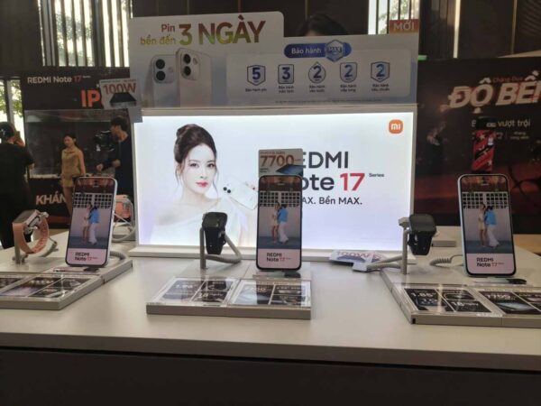 REDMI Note 17