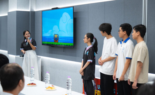 Code Tour bước sang năm thứ 8: Khi AI viết code, người trẻ cần giỏi gì?