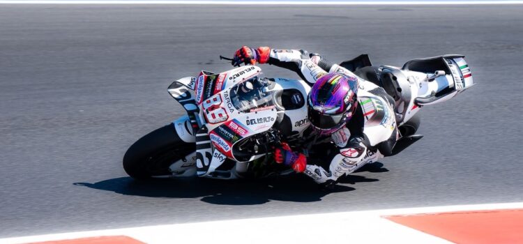 Aprilia Racing mang “Perla Bianca” lên đường đua MotoGP nhân kỷ niệm 80 năm Vespa