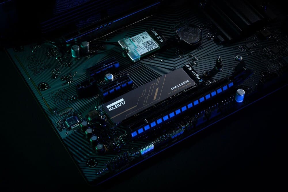 KLEVV ra mắt bộ ba SSD PCIe Gen4, tốc độ đọc lên tới 7.400 MB/s