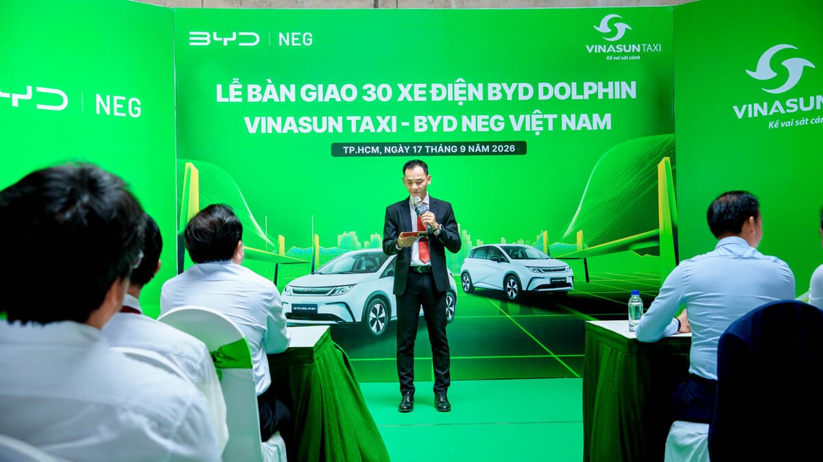 Vinasun bổ sung 30 BYD Dolphin, chuẩn bị đội ngũ tài xế trước khi đưa xe điện vào khai thác