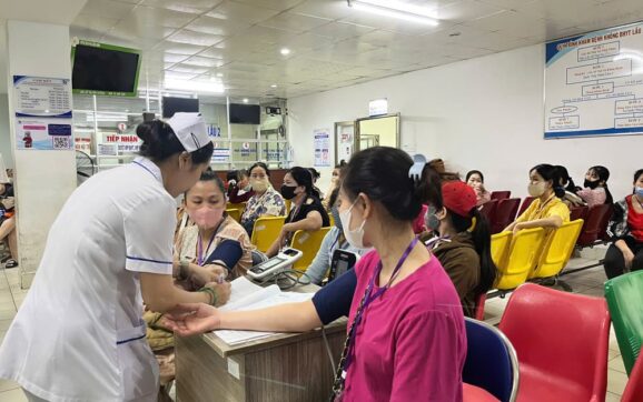 2.010 phụ nữ khó khăn được tầm soát ung thư miễn phí, chương trình mở rộng tới 4 địa phương
