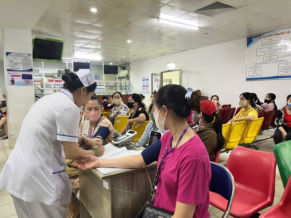 2.010 phụ nữ khó khăn được tầm soát ung thư miễn phí, chương trình mở rộng tới 4 địa phương