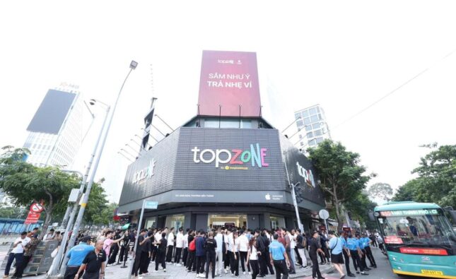 TopZone triển khai giao 20.000 iPhone 18 Pro và Pro Max ngay trong ngày đầu mở bán