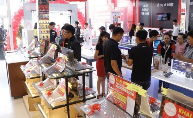 FPT Shop giảm giá đến 50% nhiều sản phẩm dịp 20/10