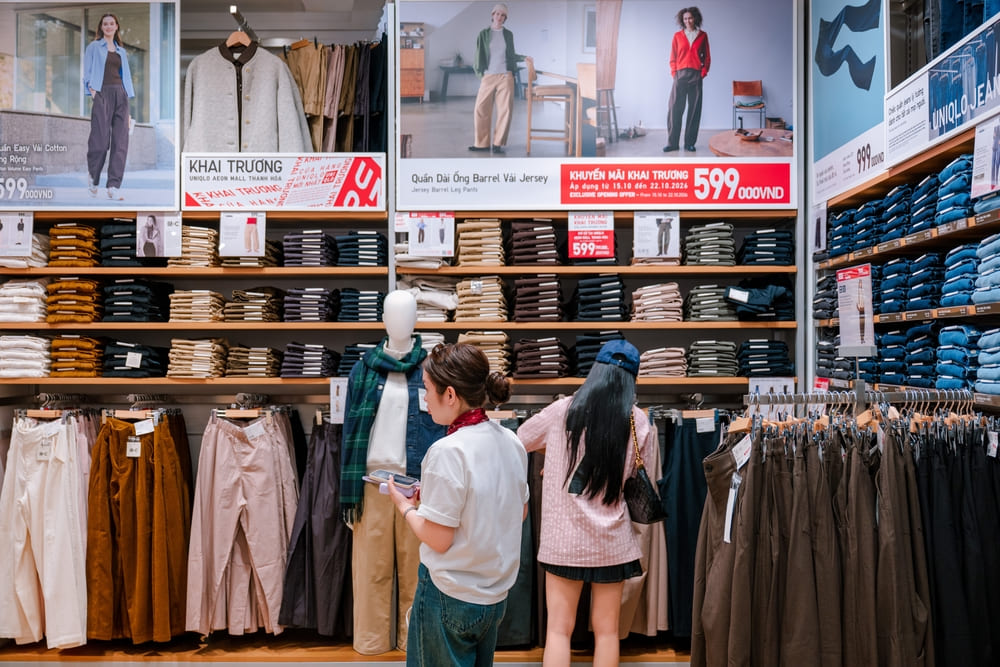 UNIQLO khai trương cửa hàng đầu tiên tại Thanh Hóa, giới thiệu bộ sưu tập mang dấu ấn địa phương