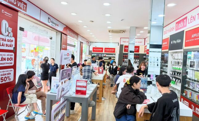 Di Động Việt nhận đặt trước iPhone Duo, ưu đãi đến 10 triệu đồng