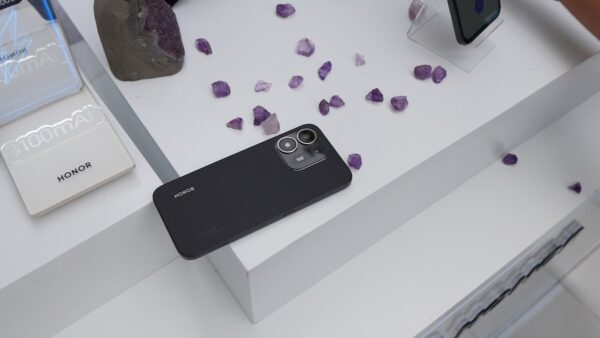HONOR 600S ra mắt tại Việt Nam, pin 8.100mAh, chống rơi 2,5 mét và tích hợp nút AI riêng