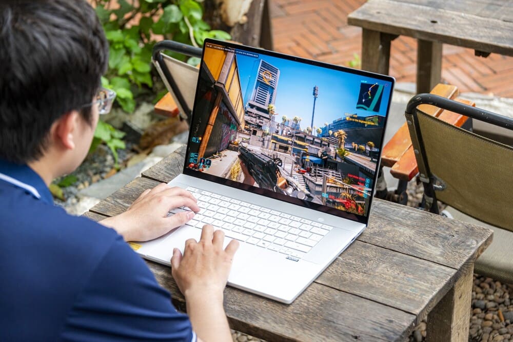 ASUS mở bán ProArt P16 giá gần 195 triệu đồng, hướng đến xử lý AI ngay trên laptop